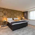 호텔 De Rousch - 4 Sterren Superieur 4*