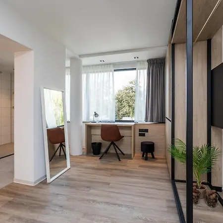 De Rousch - 4 Sterren Superieur Otel