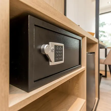 De Rousch - 4 Sterren Superieur Otel