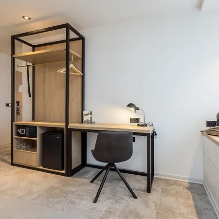 De Rousch - 4 Sterren Superieur 4* Heerlen