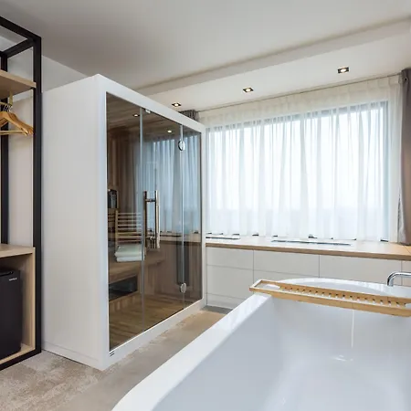 De Rousch - 4 Sterren Superieur Otel Heerlen