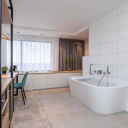 De Rousch - 4 Sterren Superieur 4* Heerlen