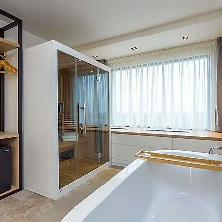 De Rousch - 4 Sterren Superieur 4* Heerlen