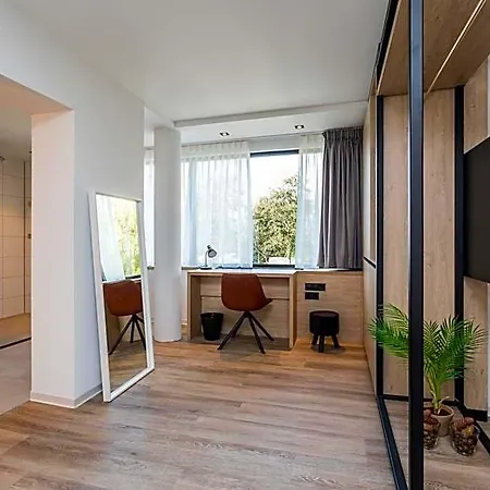 De Rousch - 4 Sterren Superieur 4* Heerlen