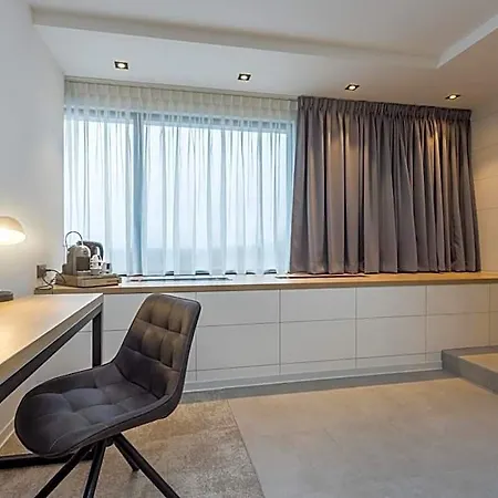 De Rousch - 4 Sterren Superieur Otel 4*