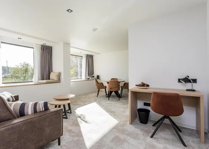 De Rousch - 4 Sterren Superieur 4* ヘールレン