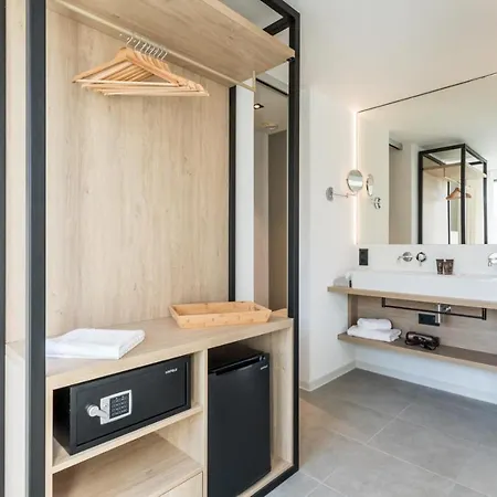 De Rousch - 4 Sterren Superieur Hotell