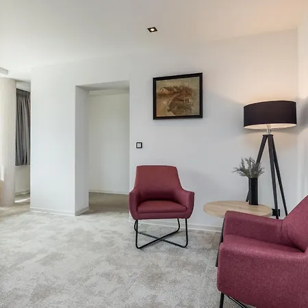 De Rousch - 4 Sterren Superieur 4* Heerlen