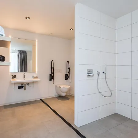 De Rousch - 4 Sterren Superieur Hotell 4*